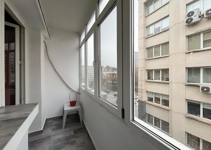 Old City Deluxe Apart - River View !